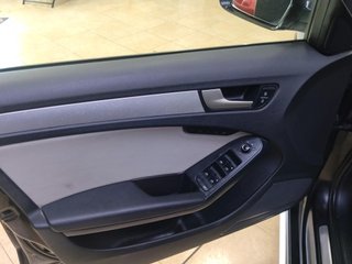 Audi A4 Allroad 2011