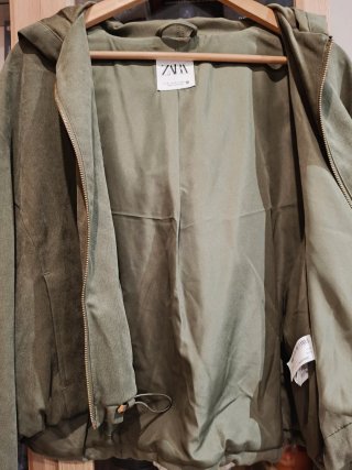 Chaqueta Zara con capucha Talla XL