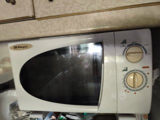 Microondas blanco