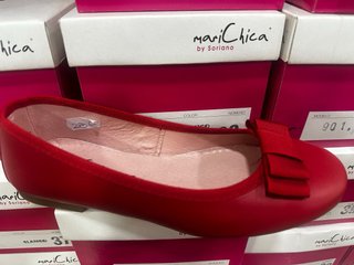 Manoletinas Mari Chica talla 36,37,38,40