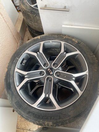 4 Llantas con Neumáticos KIA XCeed R18