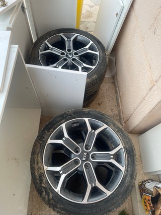 4 Llantas con Neumáticos KIA XCeed R18