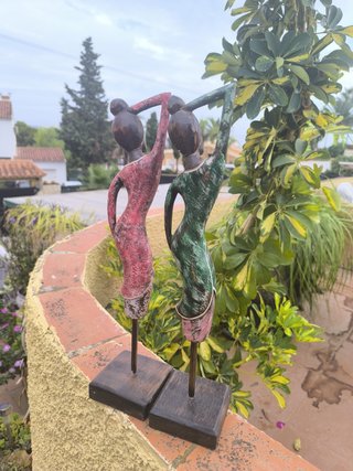 Pareja Figuras Madera Mujeres 45cm
