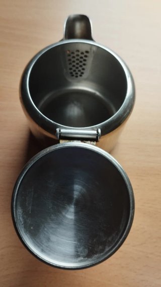 Tetera Acero Inoxidable 18/10. BRA.