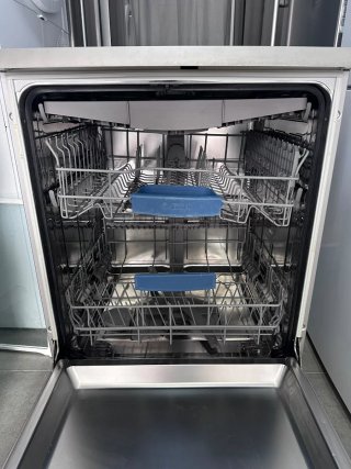 Lavastoviglie Bosch SilencePlus con garanzia di trasporto