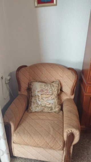 Mueble clásico de madera
