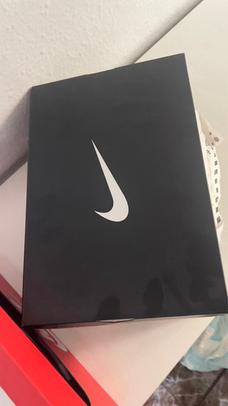 Nike Talla 41 Negro
