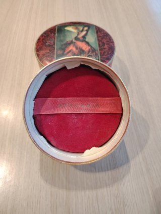Polvera Maja Myrurgia
