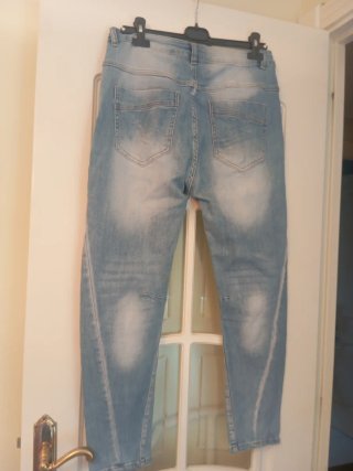 Oferta Pantalón Vaquero con Corazones rosas y Perl