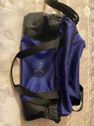 Mochila Puma azul y negra