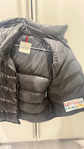 Chaleco Moncler Negro (regalo)