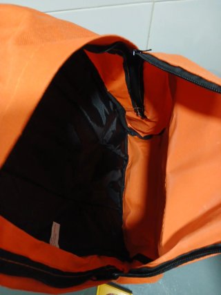 Mochila Pequeña Naranja Lagart