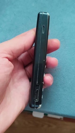 Teléfono Móvil Antiguo Haier 50 evro..otro dos 15