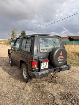 Mitsubishi Montero 1988