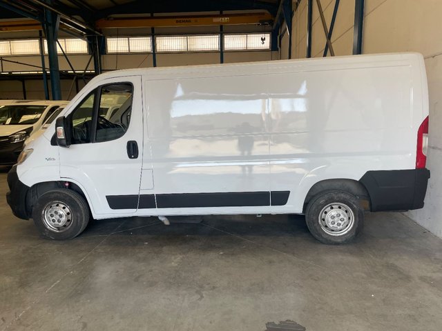 Fiat Ducato Furgón 35 Medio 100kW (140CV) Nat. Power