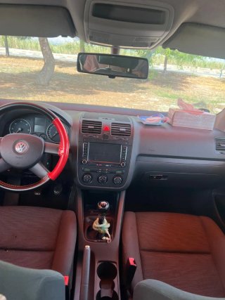 Volkswagen Golf 2005