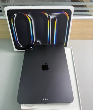 Nuovo iPad Pro M5 13 2TB WiFi + Cellular