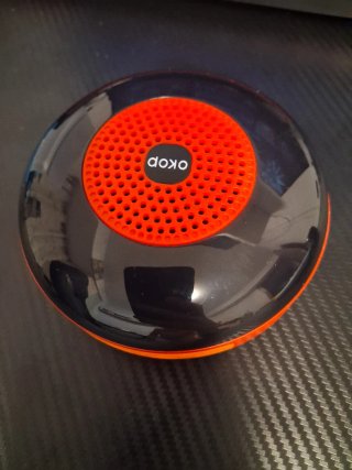 Altavoz OKOP Negro y Naranja
