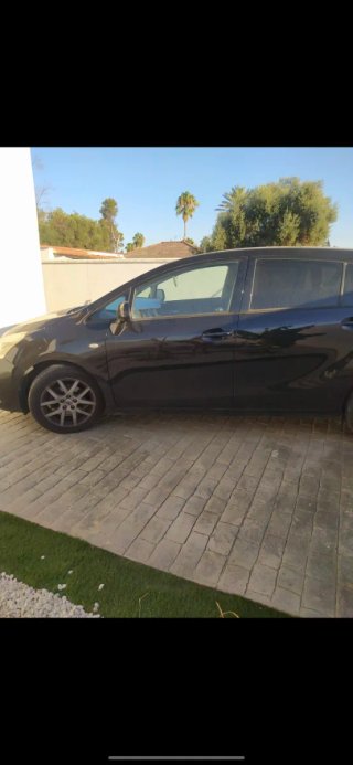 Toyota Verso 2011