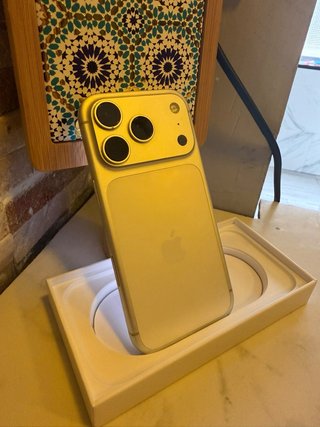 iPhone 17 Pro 256GB Plata y Blanco