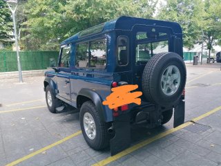 Land Rover Defender 90 TD5 año 2000(122 cc)