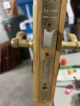 Puerta de Madera con Manilla