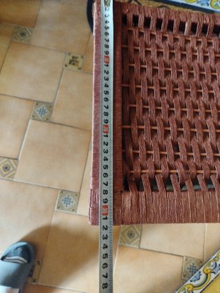 Mesita de Mimbre
