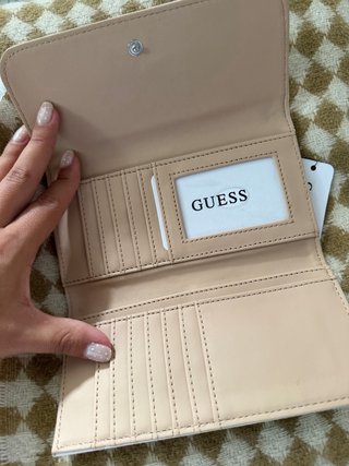 Cartera Guess nueva