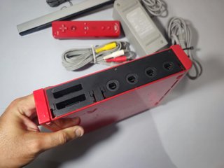 Consola Nintendo Wii Roja con Mando