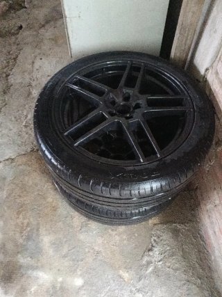 4 ruedas Audi 245/45 R19 no tiene ni un arañazo
