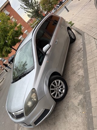 Opel Zafira 2009