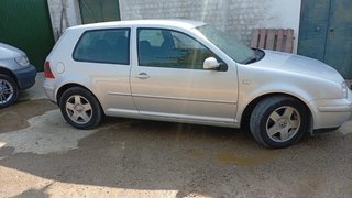 Volkswagen Golf 2000