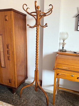 Perchero de madera estilo vintage