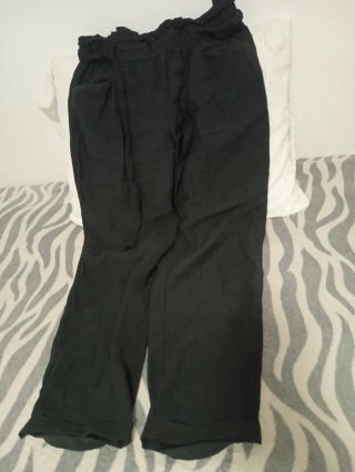 Top y 2Pantalónes Negros Tallas s,m,l. 3 euros c.u