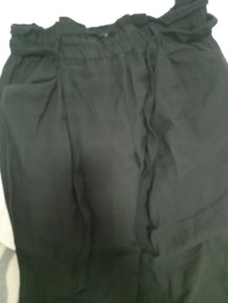 Top y 2Pantalónes Negros Tallas s,m,l. 3 euros c.u
