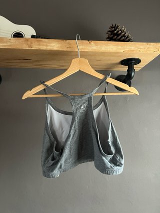 Sujetador deportivo gris talla M