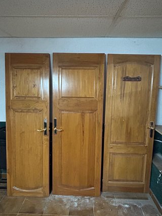 Puertas de madera maciza