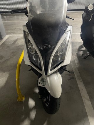 Kymco Superdrink 125 Scooter 2016 Blanca negociabl