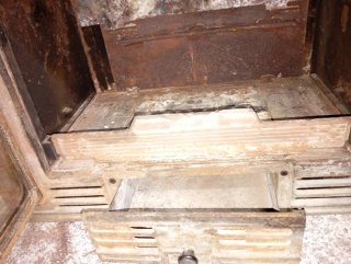 Insert de chimenea metálico
