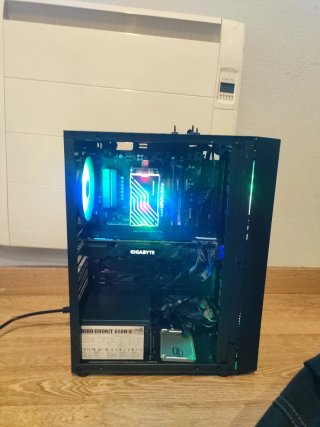 PC Gamer Unyka con RTX 2070
