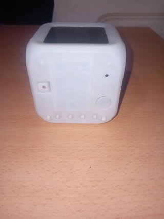 Reloj despertador digital LED cubo