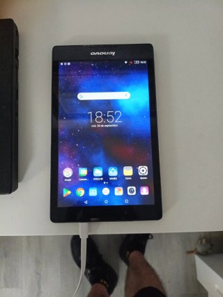 Tablet Lenovo Negra