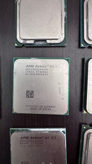 Lote 9 procesadores antiguos Intel y AMD