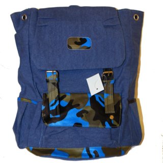 Mochila lona azul con el interior forrado