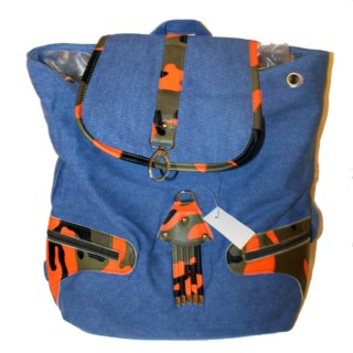 Mochila lona azul con el interior forrado