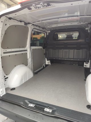 Mercedes-Benz Vito 2025