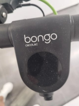 Patinete Cecotec Bongo 25 km. Buen estado.