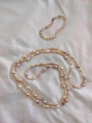 Conjunto Perlas y Oro Collar y Pulsera