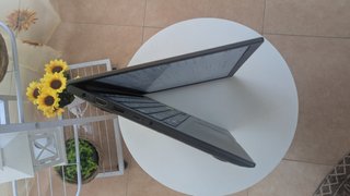 Asus VivoBook 14" i5 11a gen 8G RAM