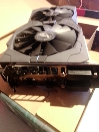 Tarjeta Gráfica ASUS ROG Strix RX570 8GB